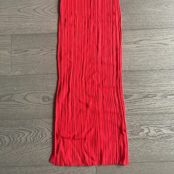 RED DRESS Dynamite - Picture 7 of 8